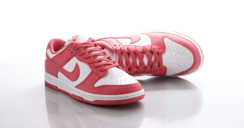 nike-dunk-low-archeo-pink